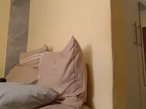 Snapshot of SALTRYHIPS29x chatting on October 10, 12:54 pm SALTRYHIPS29x online show from October 10, 12:54 pm