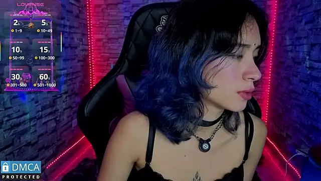 Snapshot of BellaOdisea chatting on September 24, 9:25 pm BellaOdisea online show from September 24, 9:25 pm