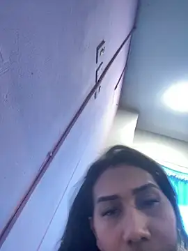 Kristel lee online show from December 20, 4:00 pm