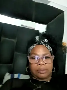 Snapshot of Melanie_candy_ chatting on October 1, 9:53 pm Melanie candy online show from October 1, 9:53 pm