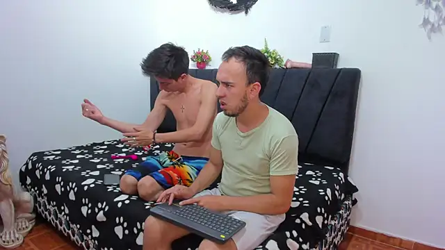 big-dicktop23 online show from April 15, 4:07 pm