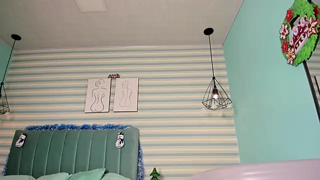 goddess kianna online show from December 23, 5:00 am