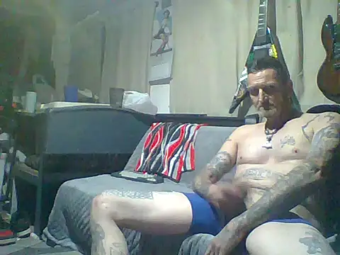 2Hot2gether69 online show from October 28, 1:50 pm