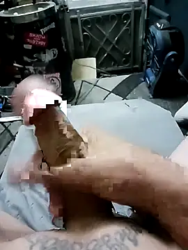 2Hot2gether69 online show from October 23, 11:05 am