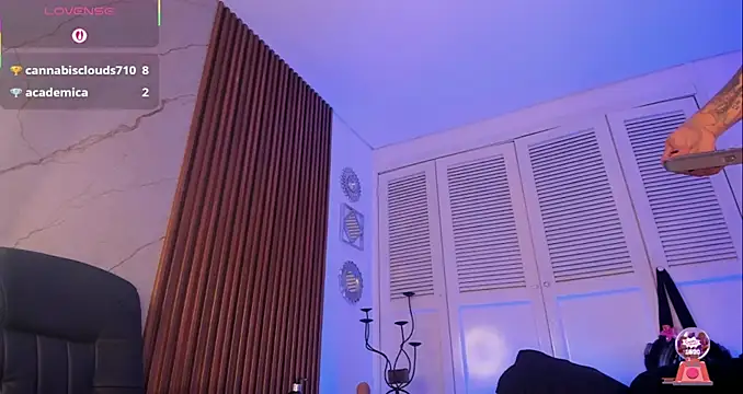 Emiilycollins online show from February 20, 6:26 am