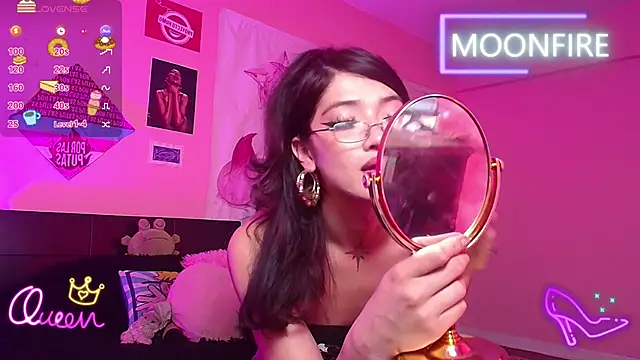 moonfiredancer online show from April 6, 12:17 pm