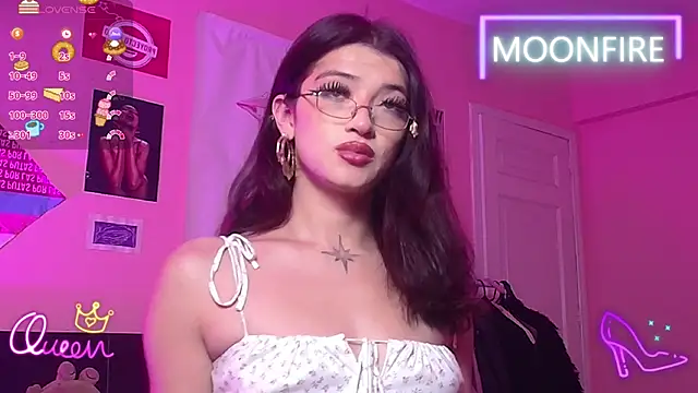 moonfiredancer online show from March 30, 11:15 pm