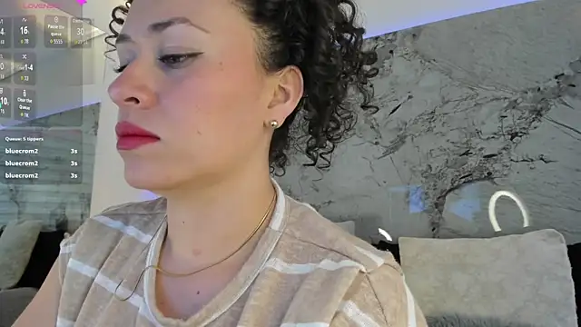 Snapshot of LIZ_HOLMES chatting on October 31, 12:20 pm LIZ HOLMES online show from October 31, 12:20 pm