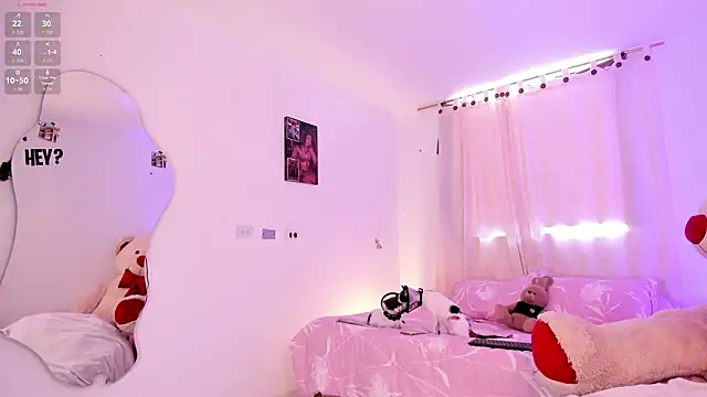 pretty pettite online show from March 11, 7:38 pm