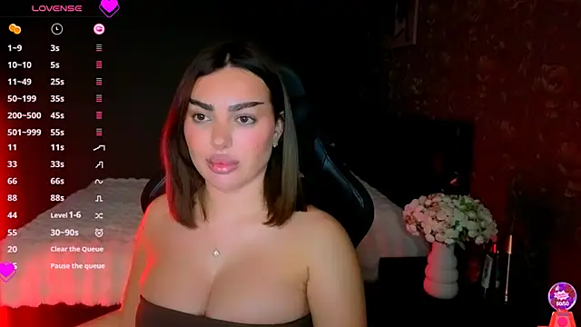 babyleilaa online show from January 10, 7:07 pm