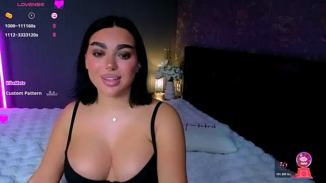 babyleilaa online show from November 10, 10:49 pm