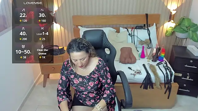 Snapshot of luciana_ballesteros_ chatting on October 29, 12:31 pm luciana ballesteros  online show from October 29, 12:31 pm