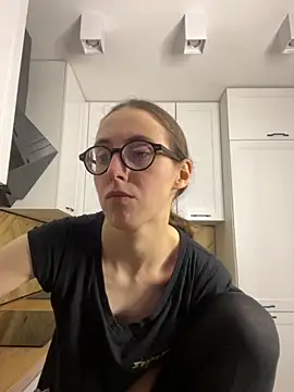 MartiniiSelenna online show from November 19, 7:30 am