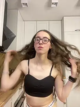 Snapshot of MartiniiSelenna chatting on October 22, 8:41 am MartiniiSelenna online show from October 22, 8:41 am