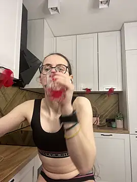 MartiniiSelenna online show from April 5, 6:12 am