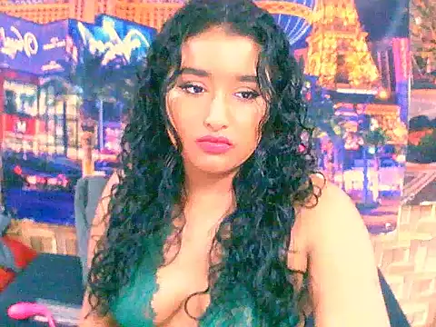 Snapshot of IndianAngel4u chatting on October 6, 5:13 am IndianAngel4u online show from October 6, 5:13 am