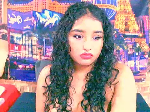 Snapshot of IndianAngel4u chatting on September 29, 6:29 am IndianAngel4u online show from September 29, 6:29 am