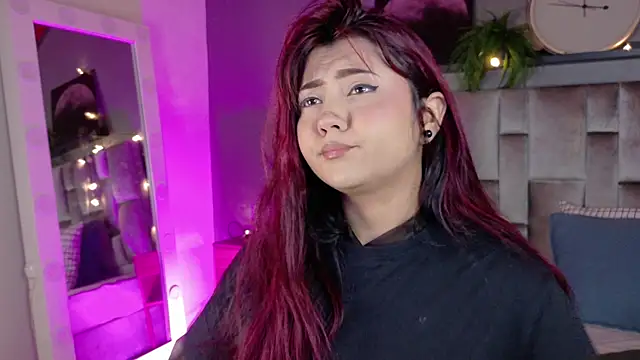 Snapshot of alaia-rogers chatting on October 28, 12:00 pm alaia-rogers online show from October 28, 12:00 pm