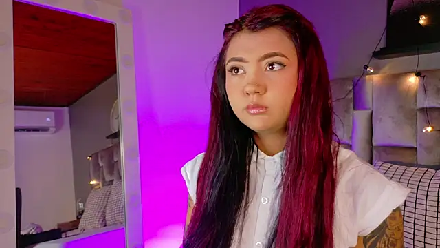 Snapshot of alaia-rogers chatting on September 23, 11:52 am alaia-rogers online show from September 23, 11:52 am