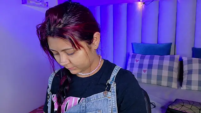 Snapshot of alaia-rogers chatting on October 24, 11:50 am alaia-rogers online show from October 24, 11:50 am