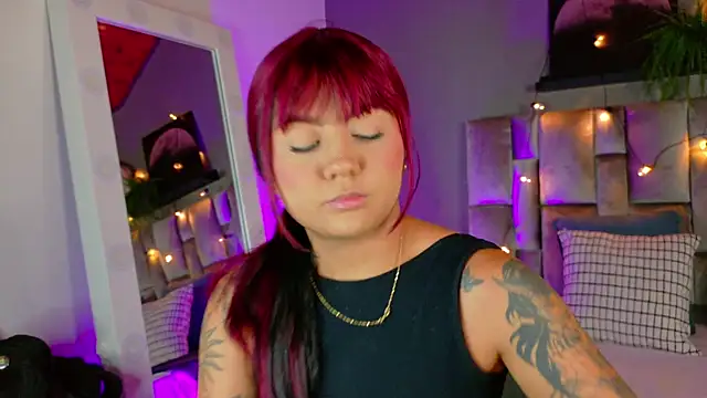 Snapshot of alaia-rogers chatting on September 22, 11:41 am alaia-rogers online show from September 22, 11:41 am