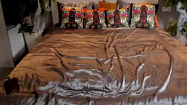 Snapshot of IceDanielles chatting on October 23, 12:44 pm IceDanielles online show from October 23, 12:44 pm