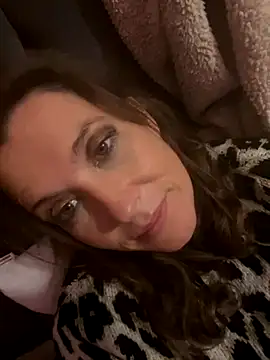 Lwhite1 online show from October 21, 11:53 pm