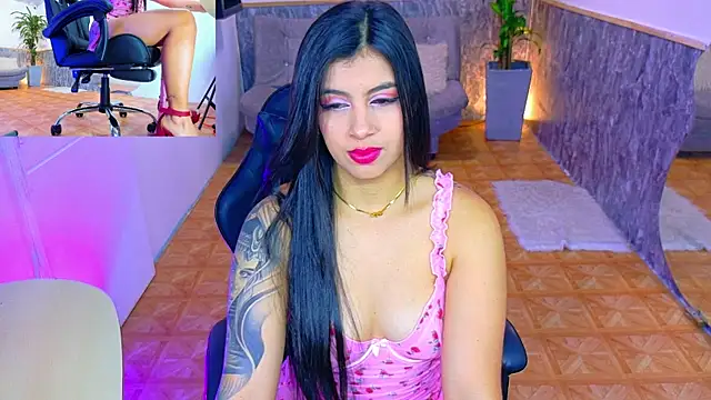 emily jones 1 online show from October 2, 10:53 am