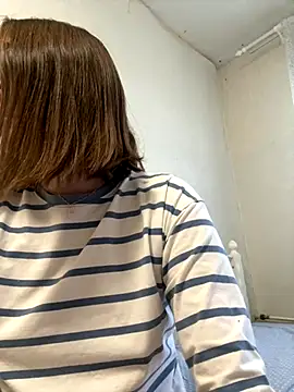 Snapshot of BeatriceTender chatting on October 26, 10:43 am BeatriceTender online show from October 26, 10:43 am