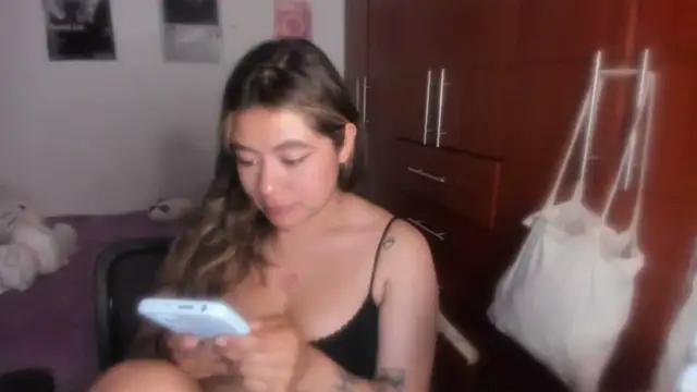 StephaniFox online show from April 5, 2:10 am