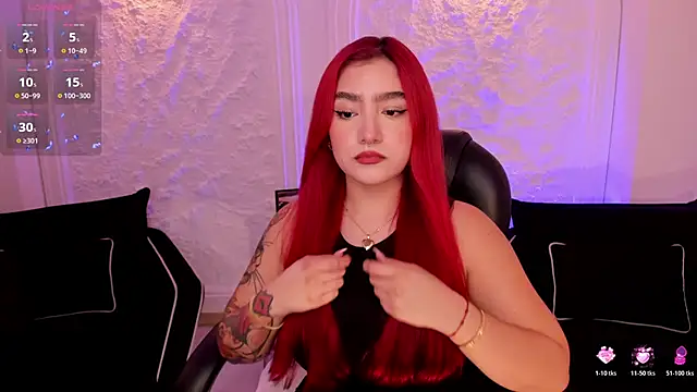 Snapshot of ViolettCastel chatting on October 18, 7:26 pm ViolettCastel online show from October 18, 7:26 pm