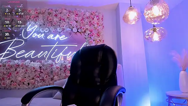 Snapshot of ViolettCastel chatting on September 22, 8:07 pm ViolettCastel online show from September 22, 8:07 pm