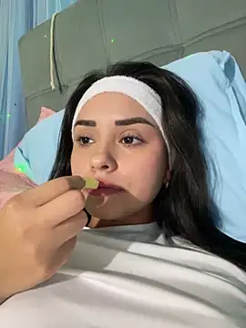 Snapshot of Kimmymadison- chatting on October 11, 3:55 am Kimmymadison- online show from October 11, 3:55 am