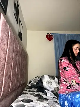 Snapshot of Kimmymadison- chatting on November 1, 5:11 am Kimmymadison- online show from November 1, 5:11 am