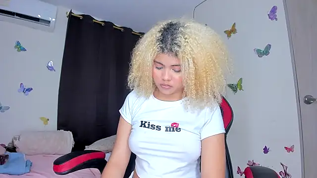 sofiacastillo01 online show from September 21, 11:14 pm