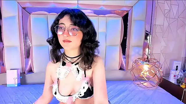 SaraMartini1 online show from October 18, 6:05 am