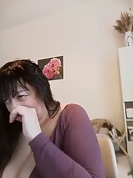 Women-pleasures online show from November 12, 7:39 am