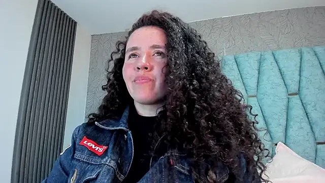 Valeria  soler online show from September 20, 8:40 pm