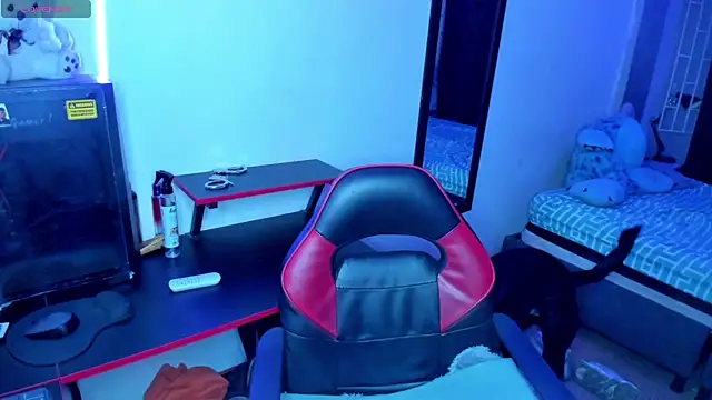 MIABOOBS   online show from October 15, 7:00 am