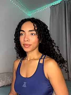 Snapshot of nicoleebony1 chatting on September 18, 10:08 pm nicoleebony1 online show from September 18, 10:08 pm