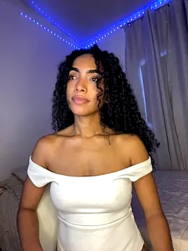 Snapshot of nicoleebony1 chatting on October 2, 8:25 pm nicoleebony1 online show from October 2, 8:25 pm