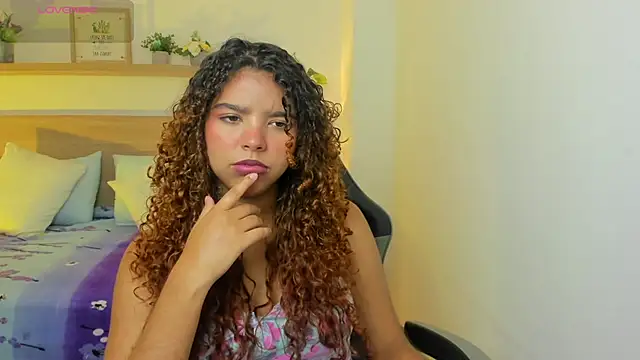 aurora rodriguez online show from September 26, 12:58 pm