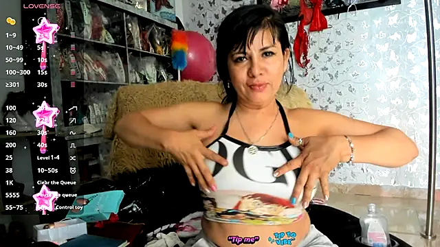 Snapshot of Erlinda-engel chatting on November 1, 1:48 pm Erlinda-engel online show from November 1, 1:48 pm