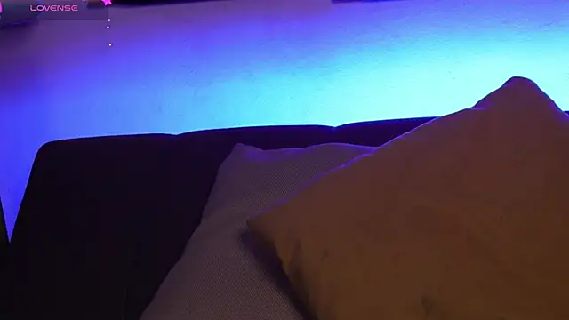 SylveonFox online show from October 7, 3:55 am