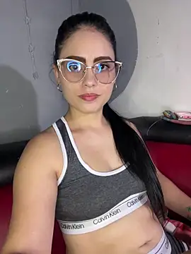 Azuna25 online show from March 4, 8:26 pm