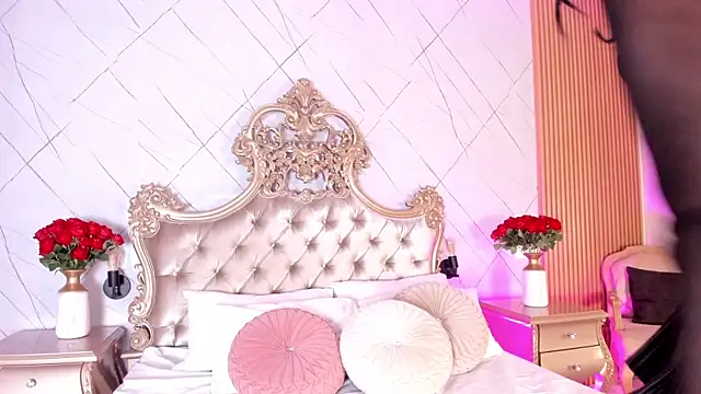 JulissaWilson online show from October 20, 4:32 pm