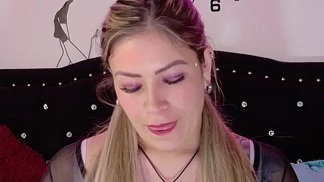 Snapshot of Natalia_Montoya chatting on September 10, 2:55 am Natalia Montoya online show from September 10, 2:55 am