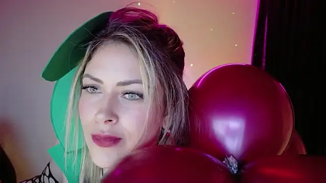 Snapshot of Natalia_Montoya chatting on October 26, 1:01 am Natalia Montoya online show from October 26, 1:01 am