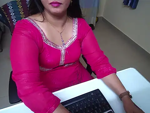 Arushisingh8888 online show from September 27, 11:06 am