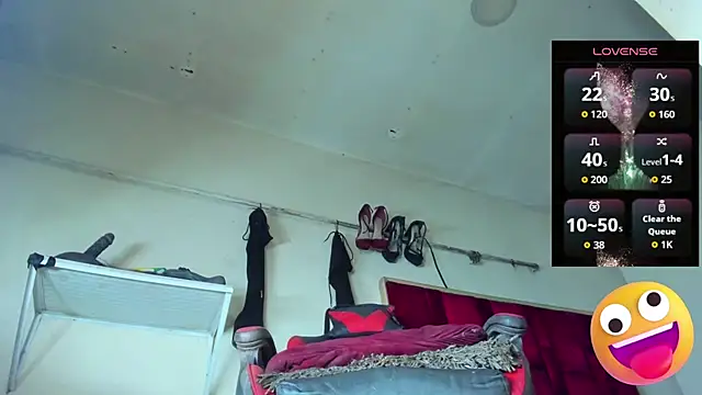 Snapshot of Trixy_star_horney chatting on October 25, 10:27 pm Trixy star horney online show from October 25, 10:27 pm